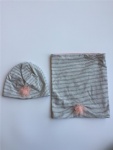 Hat and scarf suit